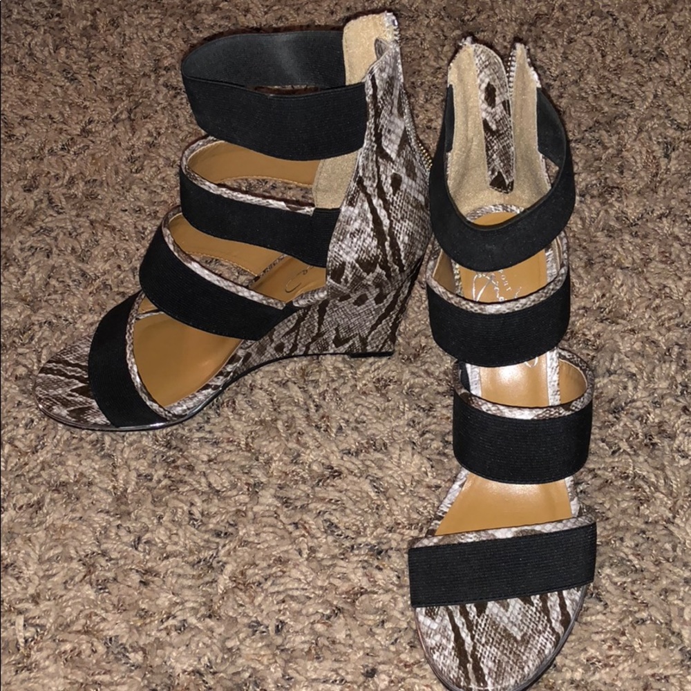 Report signature grays natural size 8 shoes